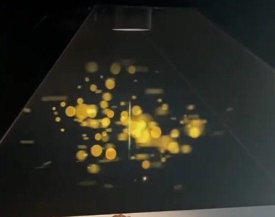Dida Boža, animirana hologramska produkcija